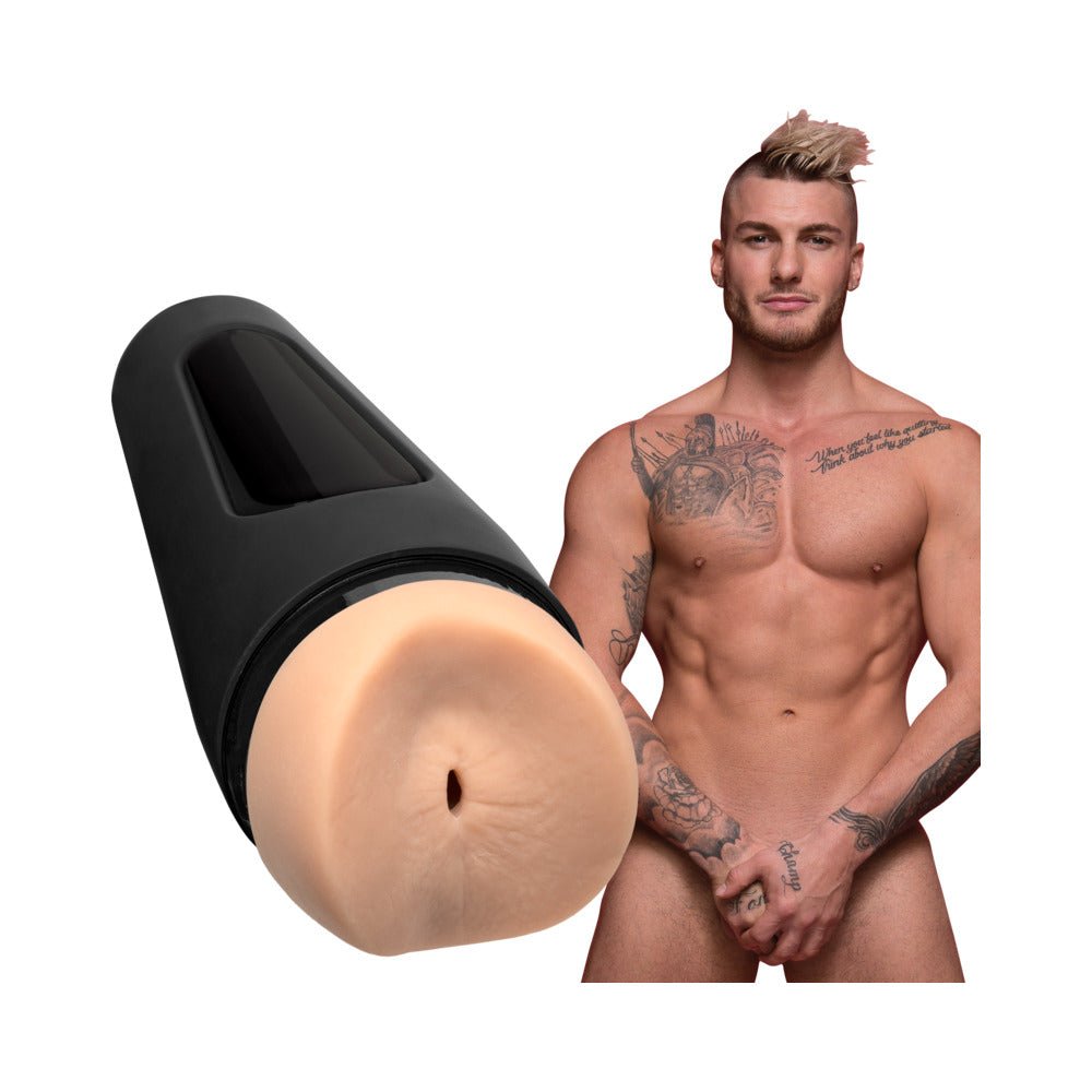Man Squeeze - William Seed - ULTRASKYN Stroker - Ass Vanilla - Image 4