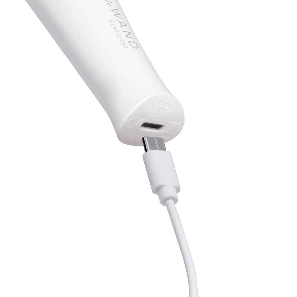 Le Wand Classique Mini Wand Massager - Image 9
