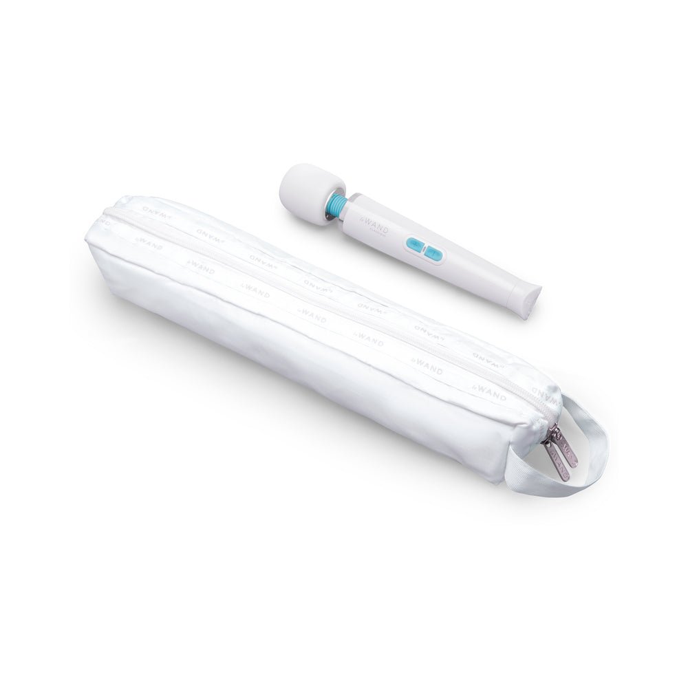 Le Wand Classique Petite Wand Massager - Image 2