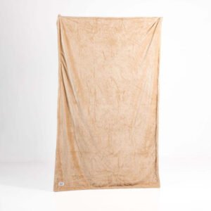Alternative view of Splash Blanket Furlush Medium Chai