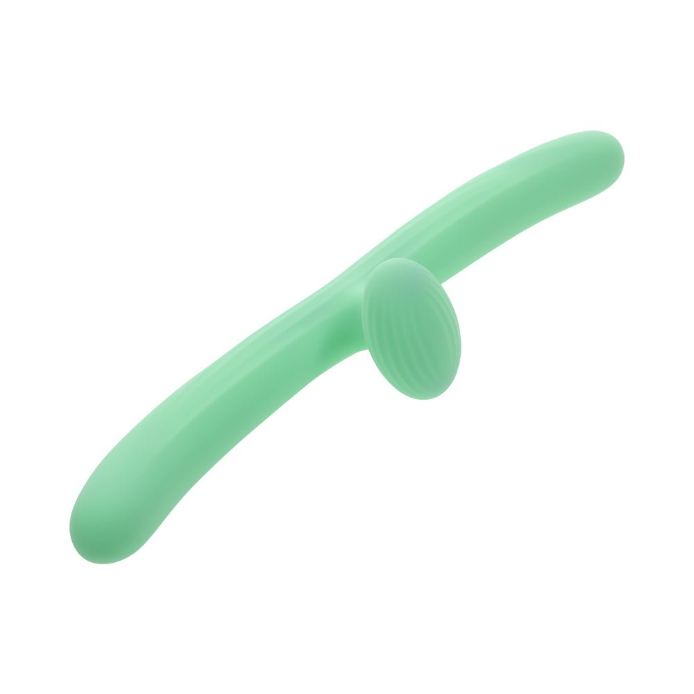 Evolved Meet Me Halfway Double Ended Vibrator Green - Image 7