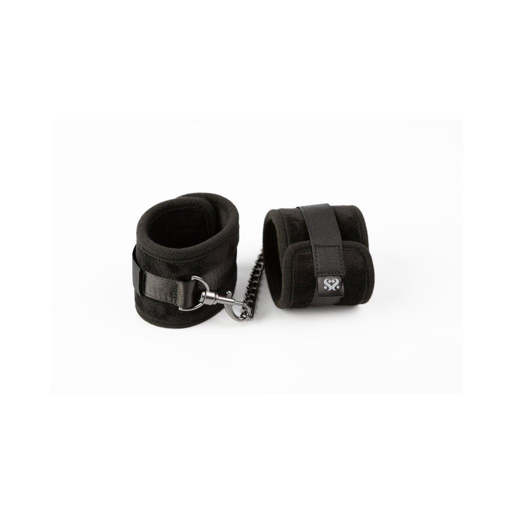 SEI MIO Legs Locked Padded Ankle Restraints - Image 2