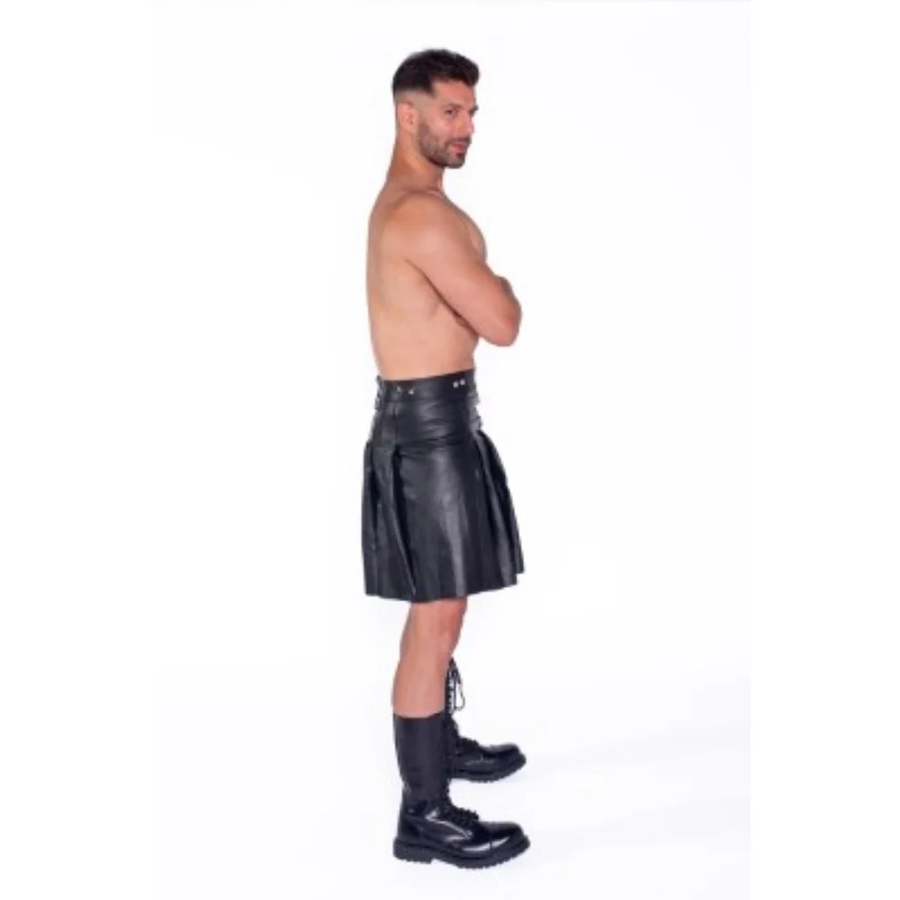 Prowler RED Leather Kilt Size 42-44 - Image 7