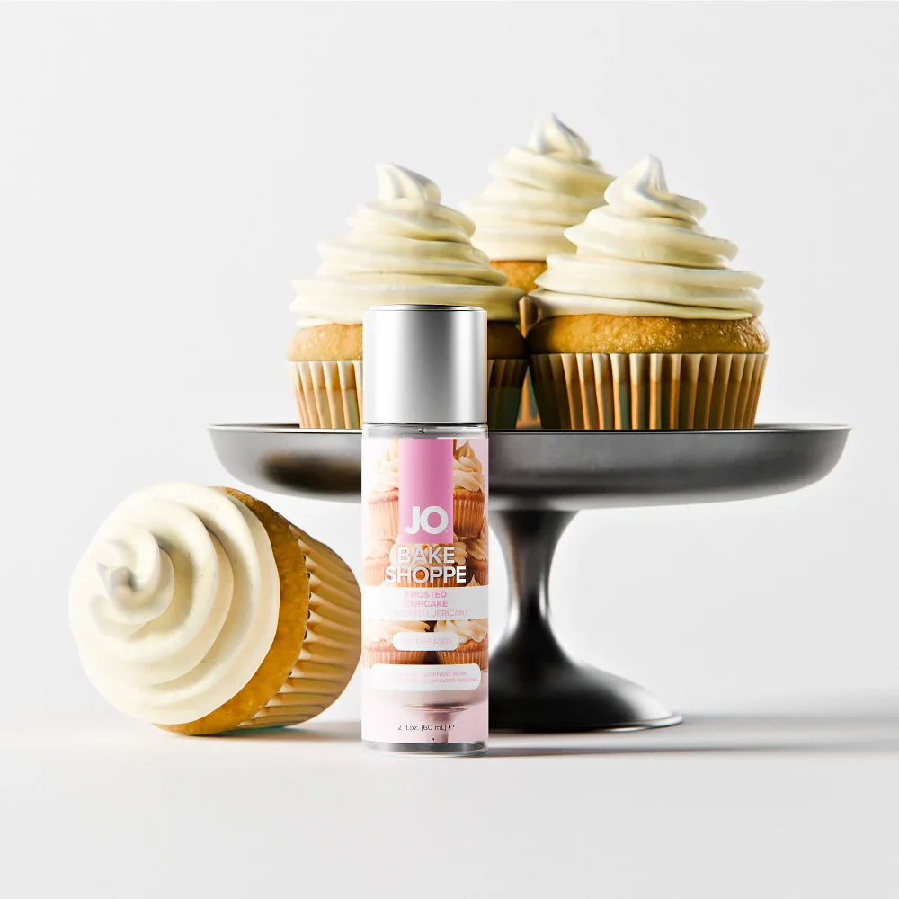 JO Bake Shoppe Frosted Cupcake Flavored Water-Based Lubricant 2 oz. - Image 10