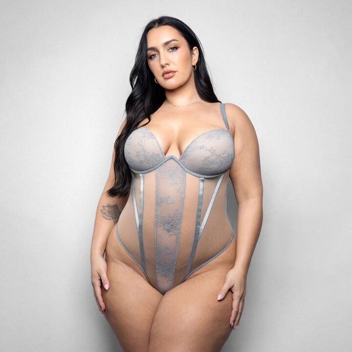 Fantasy Lingerie Elusive Mila Molded Cup Teddy with Zipper Back 3XL/4XL